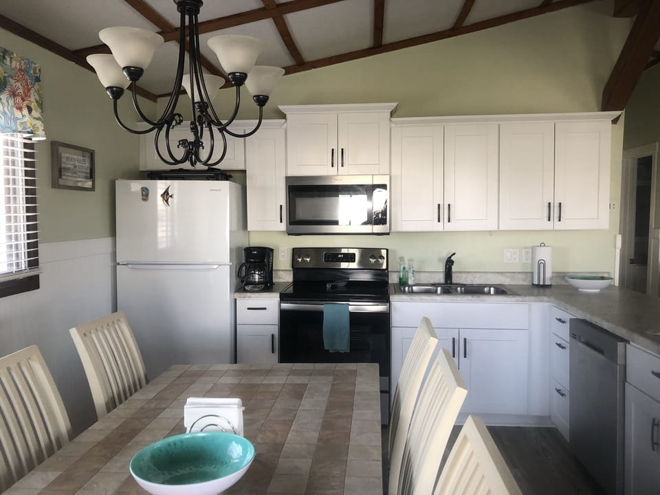 Kitchen/great room