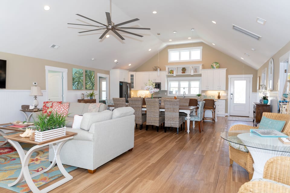 Large open living floor plan.....All new updated furnishings to enjoy!!!