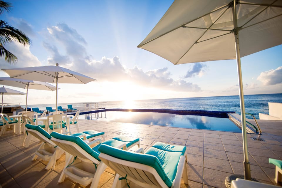 A Cozumel sunset is always worth waiting for
