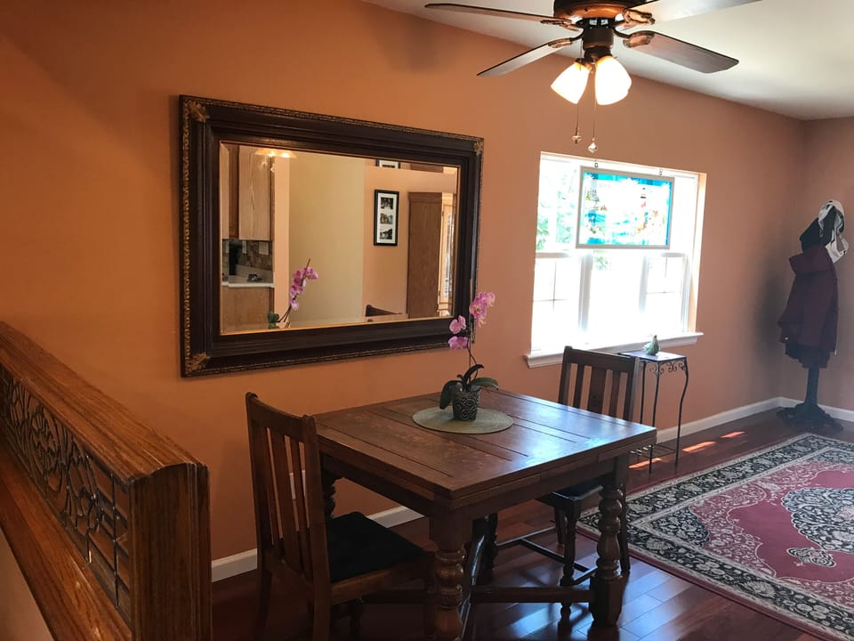 Dining table by kitchen 