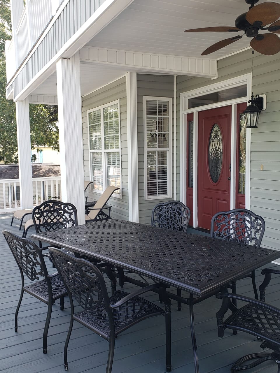 Front Porch - Middle Deck
