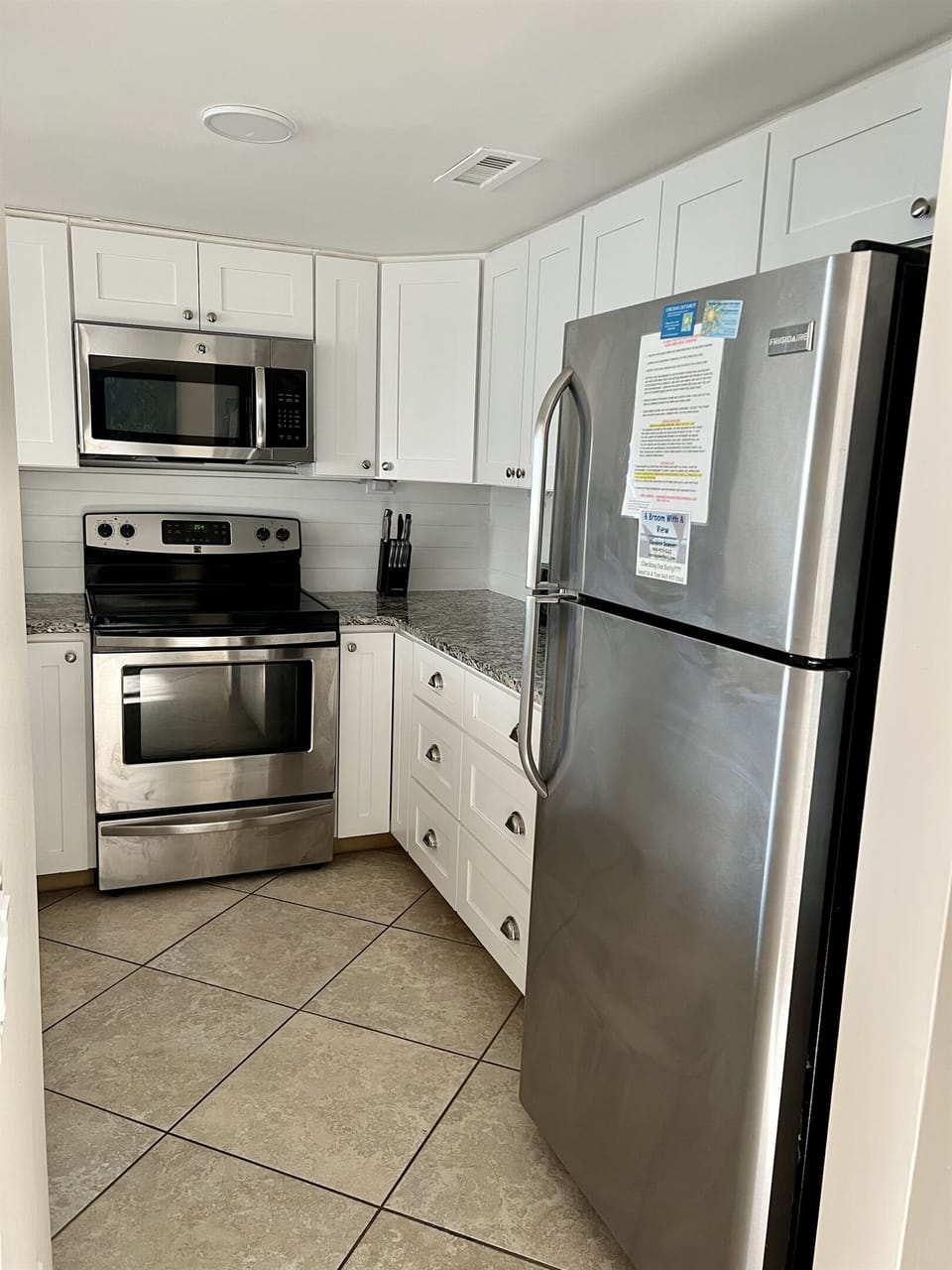 Galley Kitchen w/New Cabinets & Granite Countertops