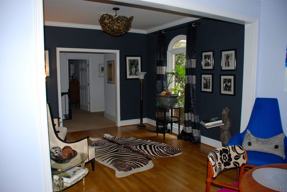 additional sitting area