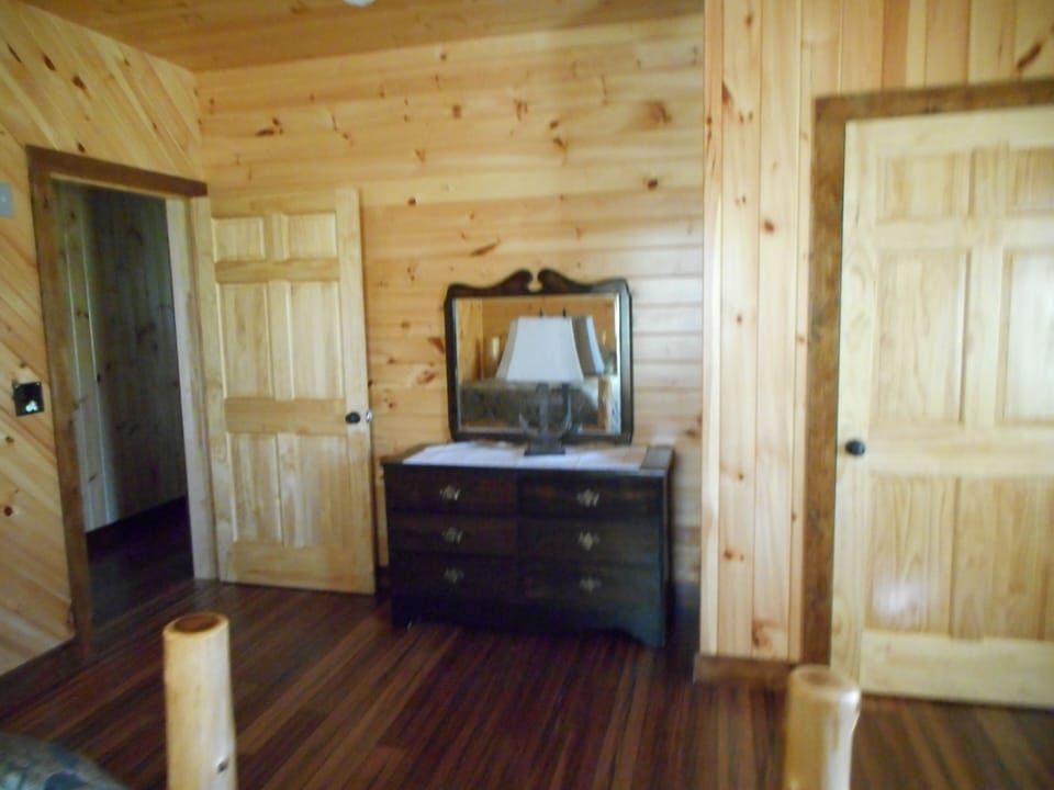 Down stairs bedroom with two full