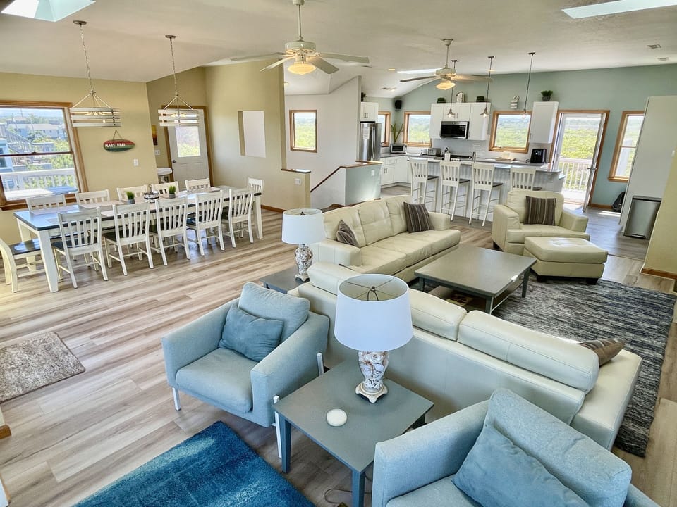Open plan with unlimited views.