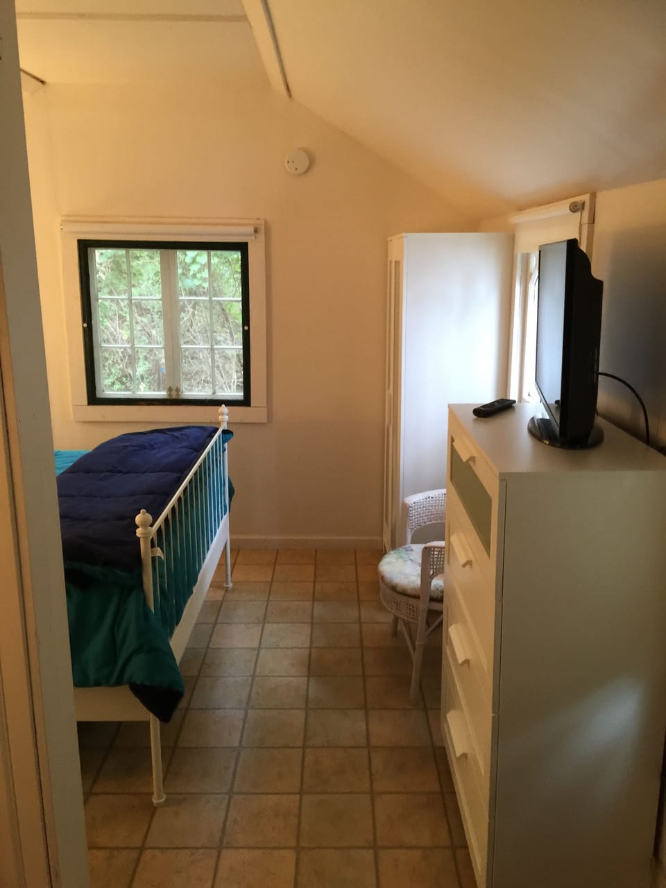 Guest Cottage Bed