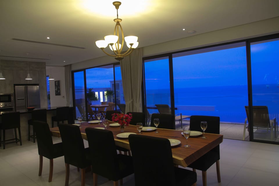 5 BR Beach View Tongsai Bay (BS)