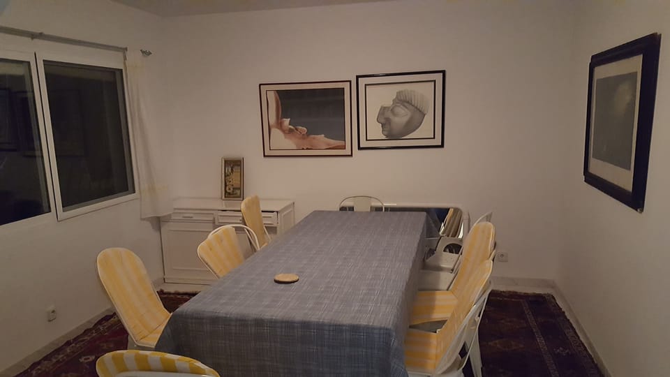 Upstairs dining room sea view