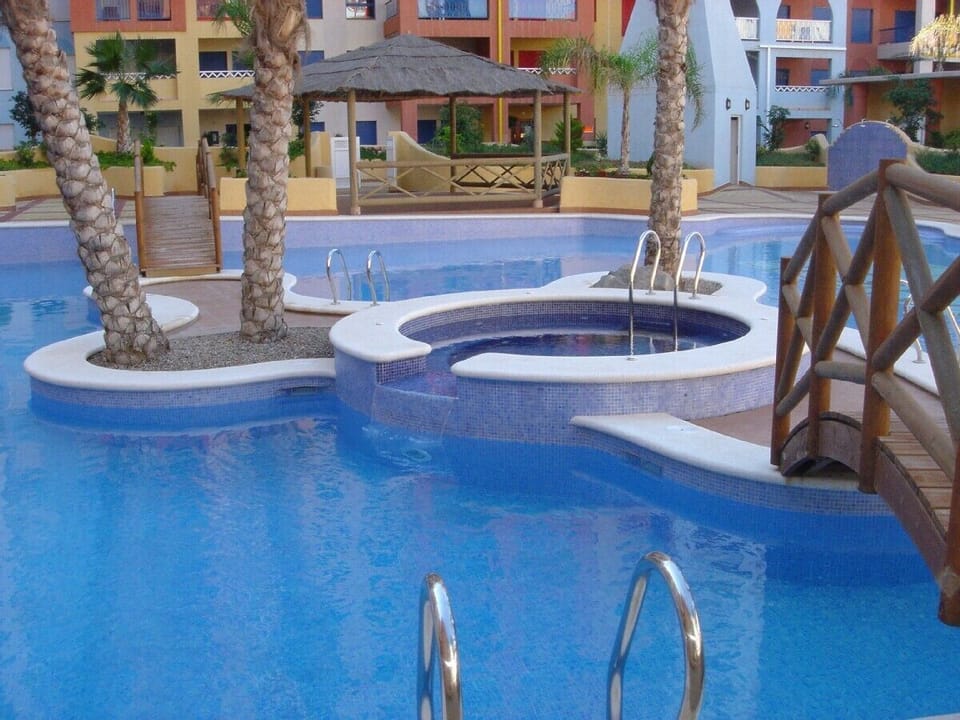 Outdoor Pool With Jacuzzi