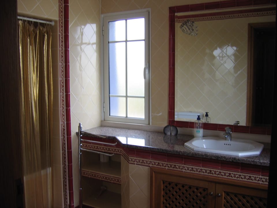 Bathroom Suite