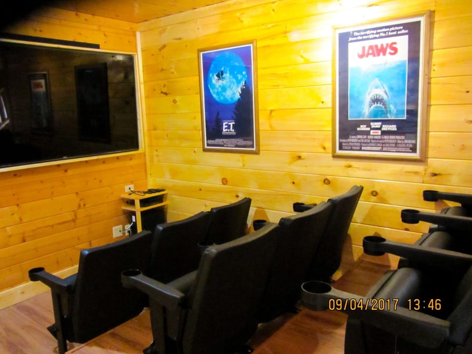 Home Theatre
