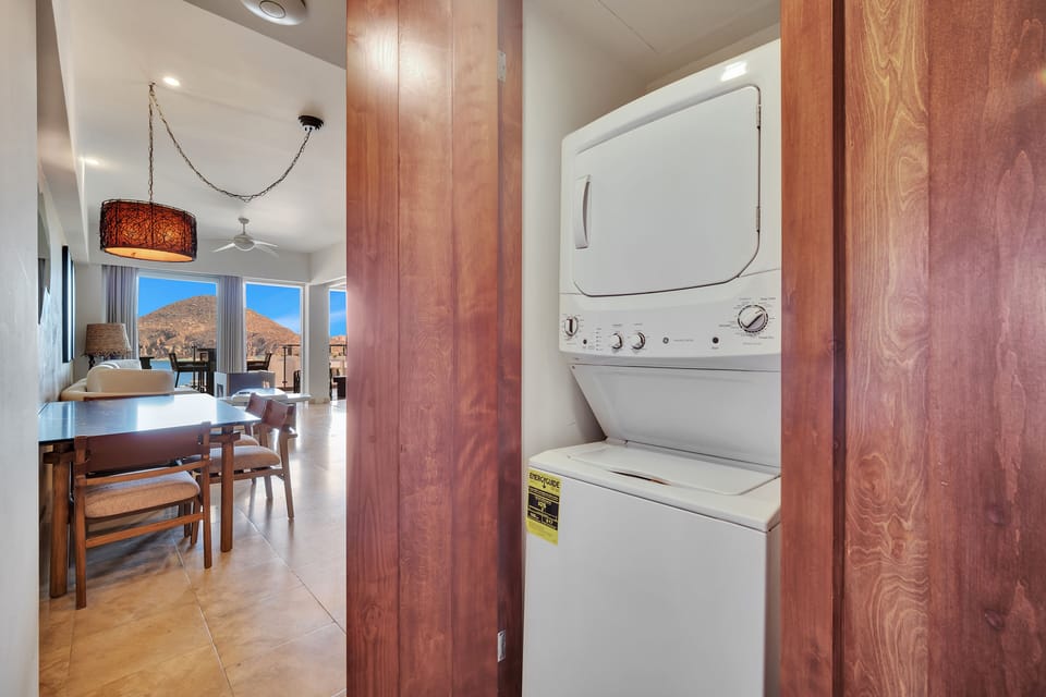 COMPACT WASHER & DRYER