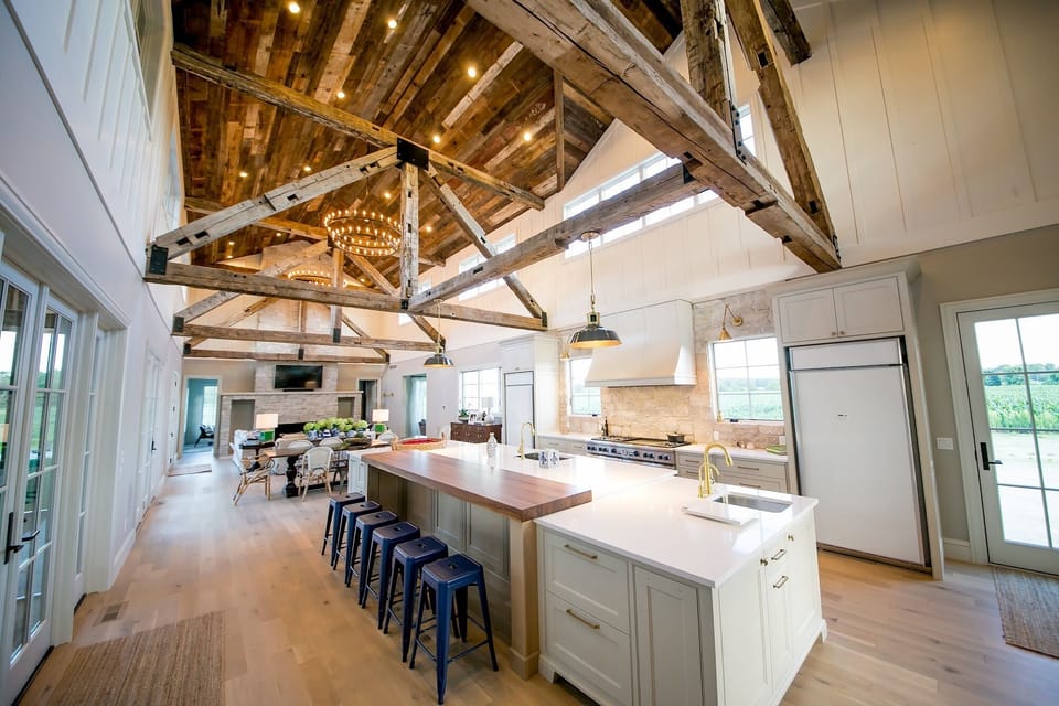 Kitchen & Great Room
