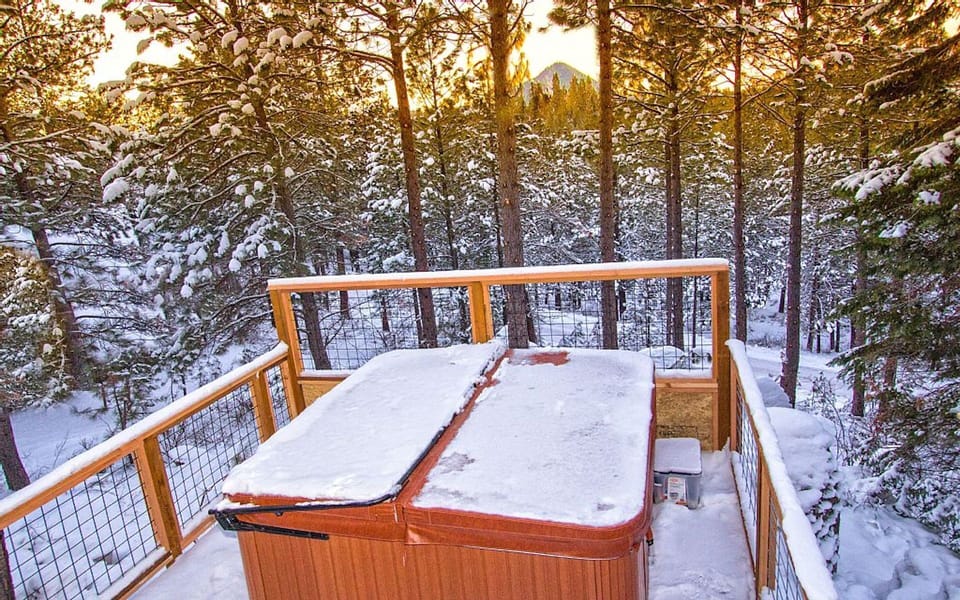 Hot tub