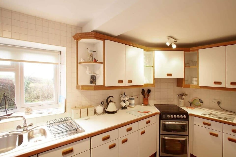 View Point Apartment, Port Mulgrave - Host & Stay
