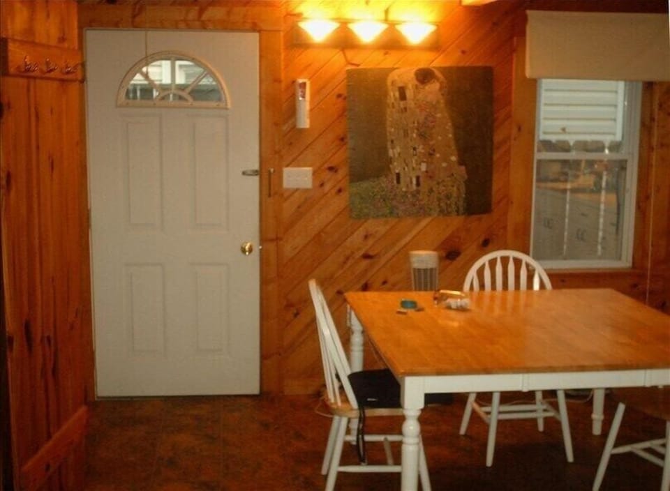 Southeast corner Great Room showing Dining Area and Entrance