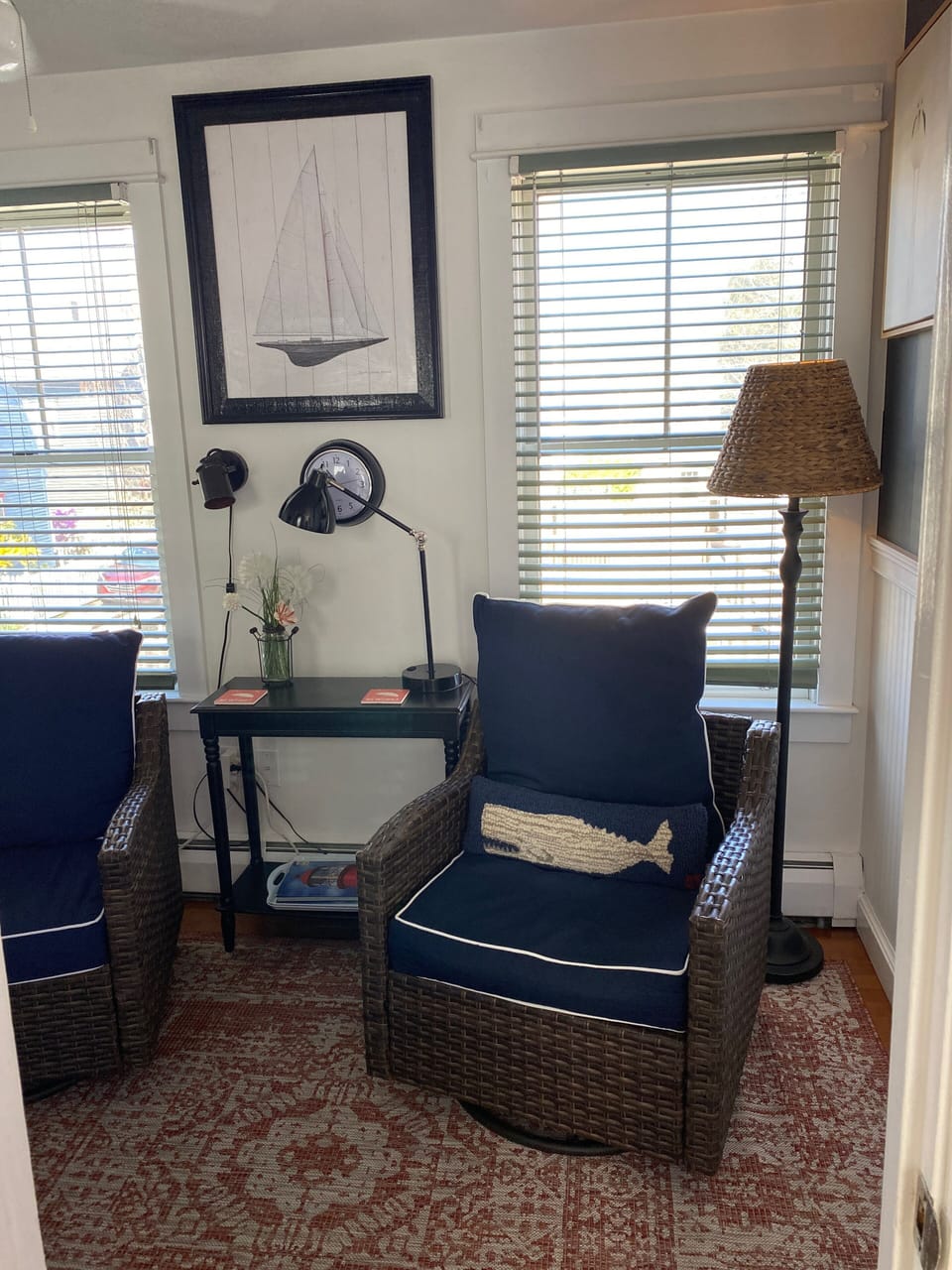 COMFY SWIVEL ROCKER CHAIRS 