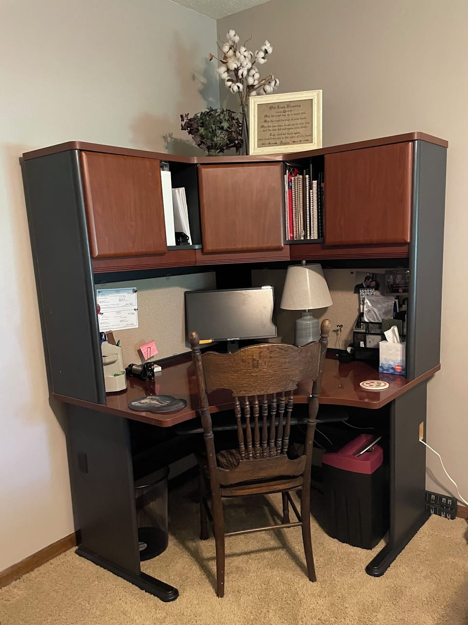 Desk in guest bedroom