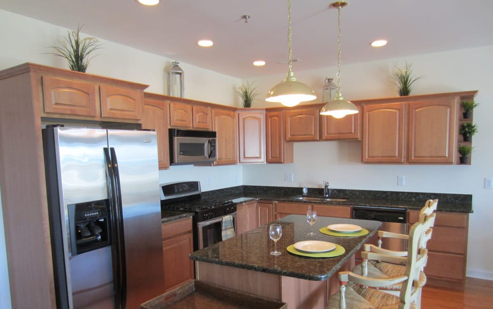 Fully stocked kitchen.