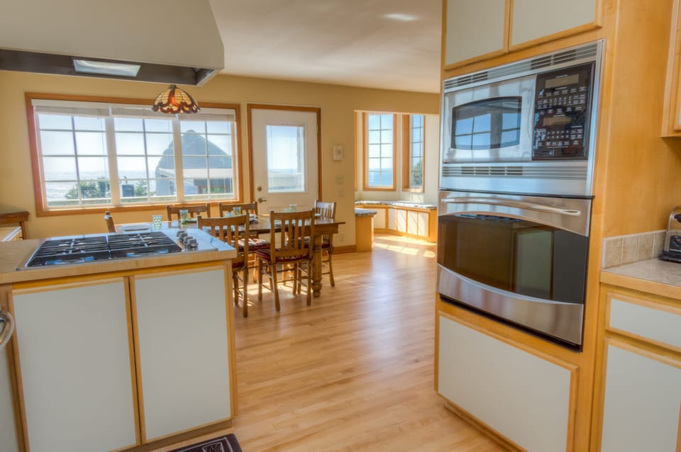 Dining room windows no longer have grid pattern, just a clear view!