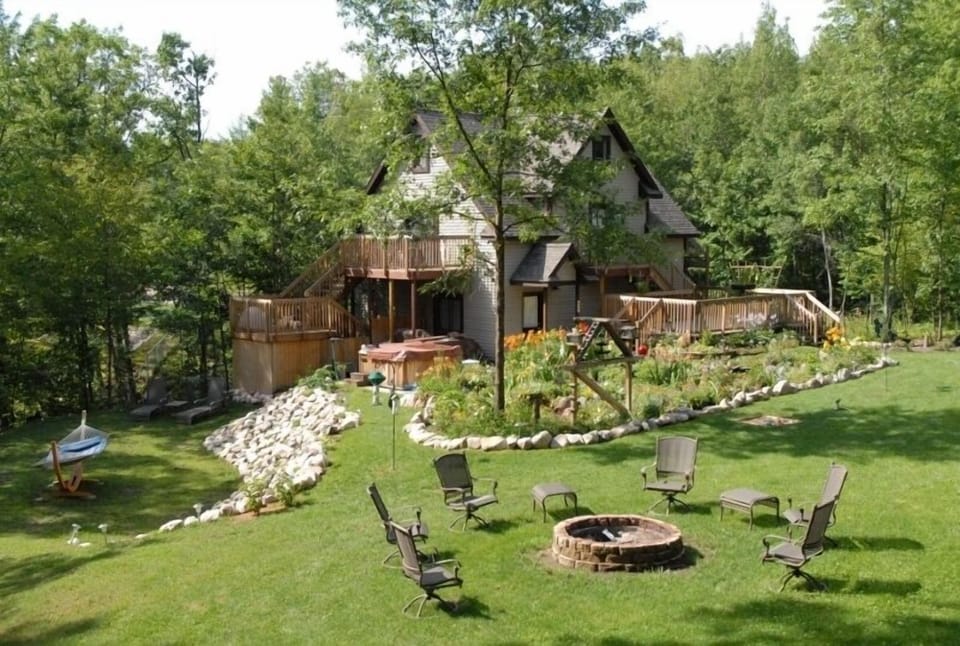 Outside view of the main cabin