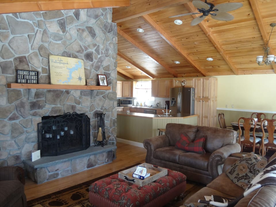 2nd Fl Living Area