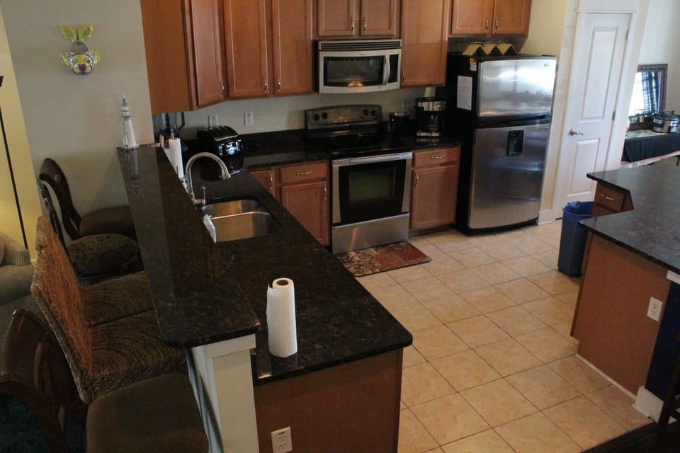 Fully Stocked Kitchen