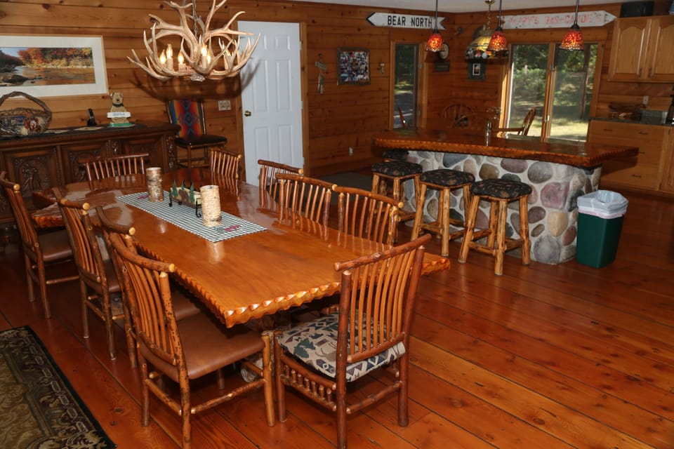 dining table with 10 chairs 