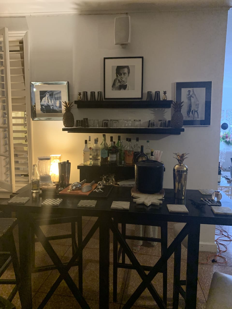Main veranda bar