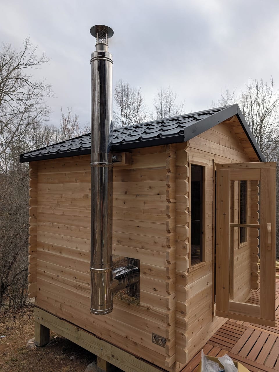 Georgian traditional Finnish Sauna ,wood burning outdoor Sauna, 6 person.