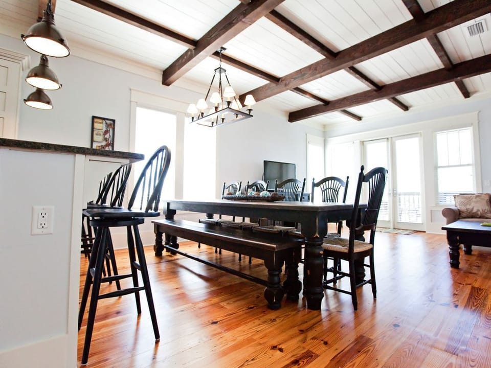 Beautiful hand made furniture imported from atlanta GA