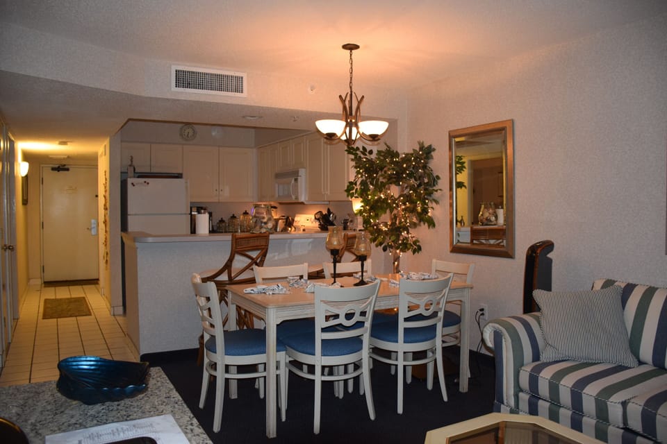 Entrance Hallway, Kitchen, and Dining Area