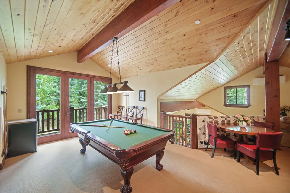 Play pool in the loft space