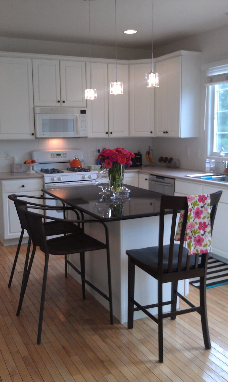 fully stocked kitchen
