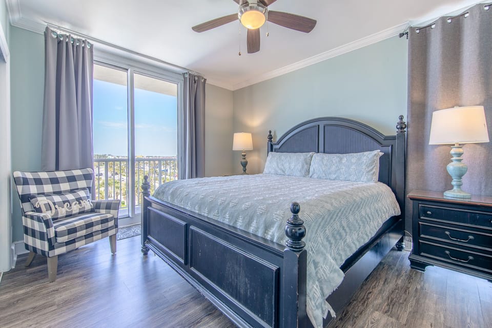 2nd bedroom.