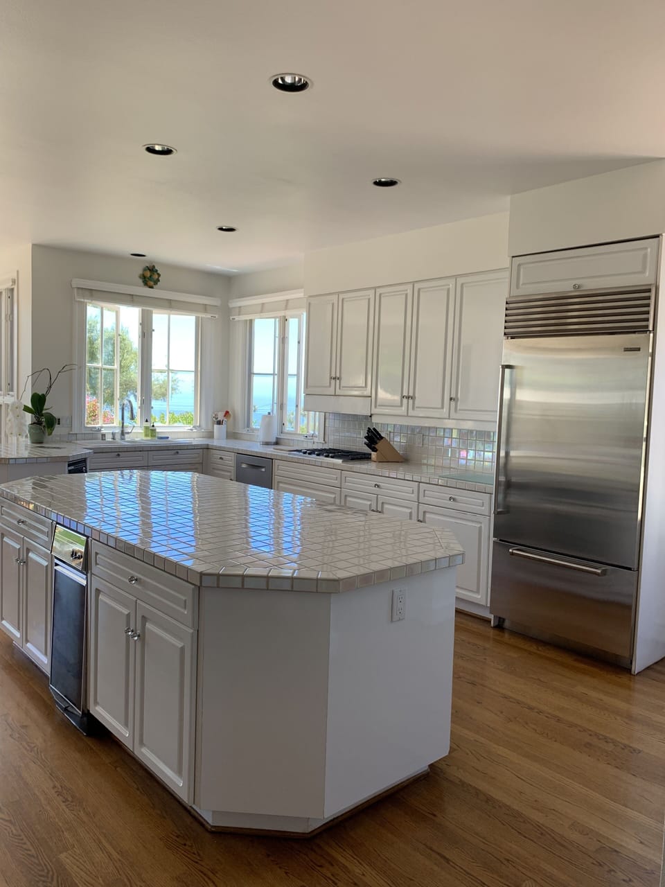 Kitchen: gourmet nine foot long prep counter and panoramic ocean views