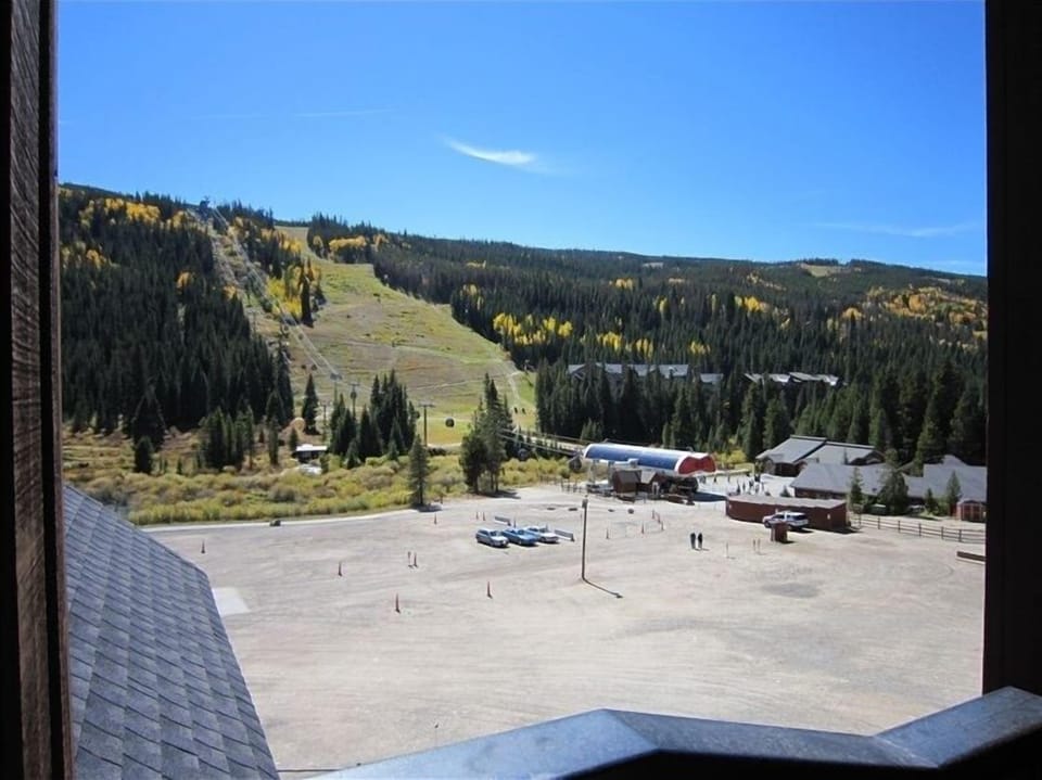 View of Keystone Mountain from Deck one (Pre-Kindred)