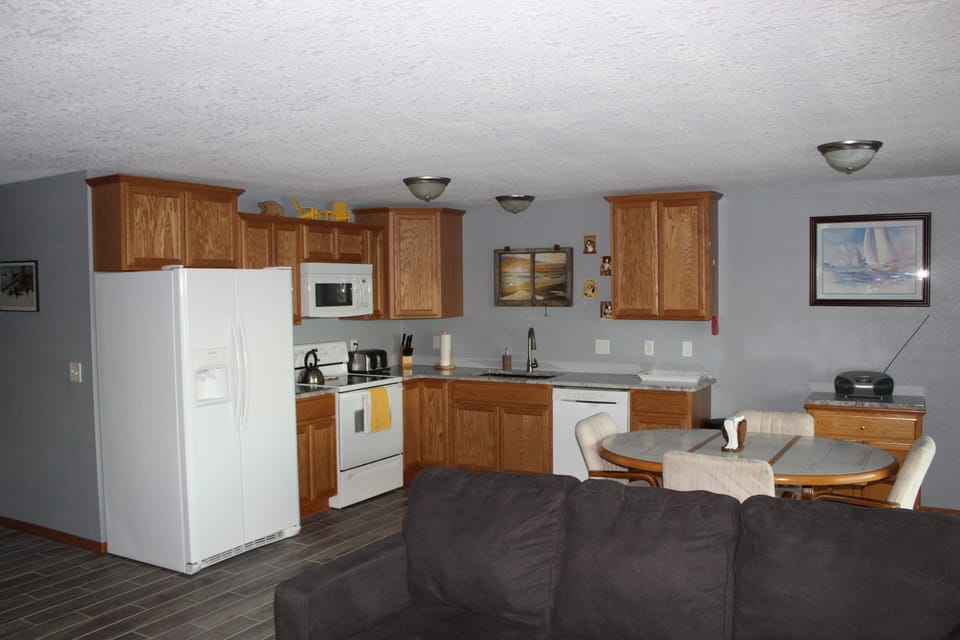 Kitchen and dining room