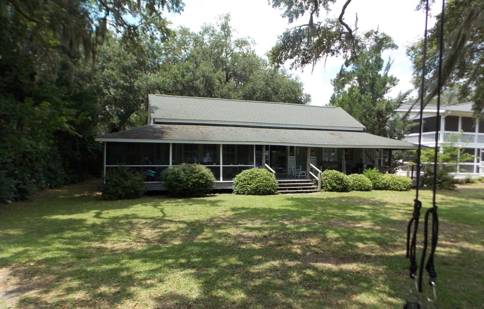 Creekhouse facade---Marshmere