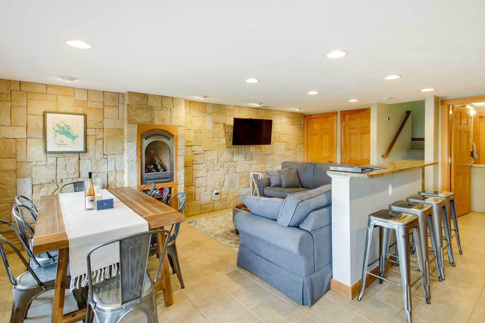 Laconia Vacation Rental | 3BR | 2BA | 1,250 Sq Ft | Steps Required