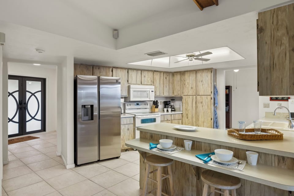 The kitchen may be original, but there is everything you need!