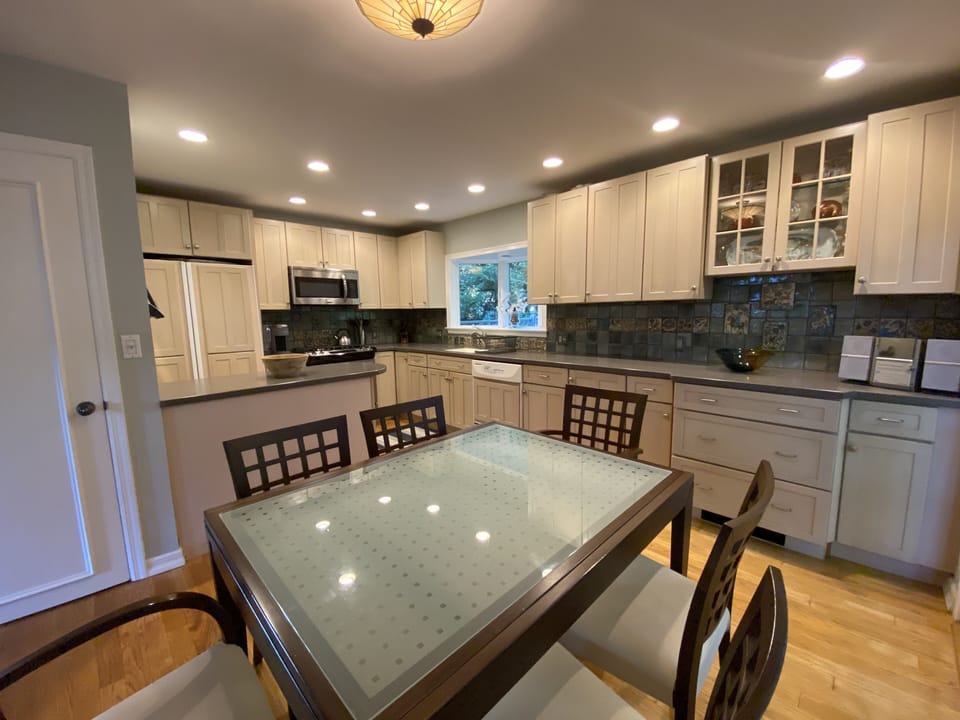 Another view of kitchen/dining area.