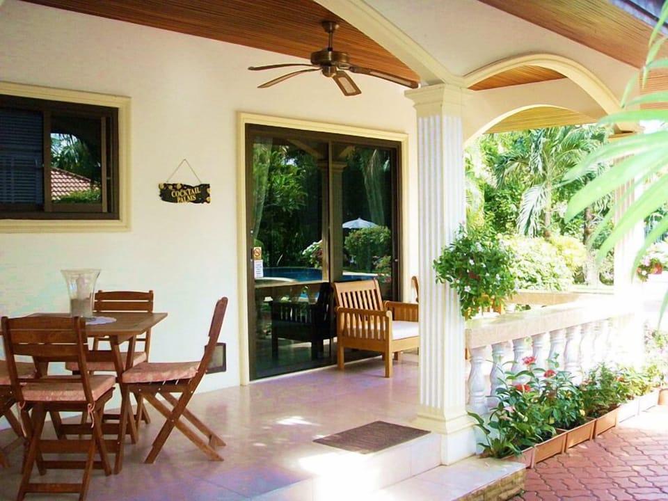 2 Bedroom Pool Villa COCONUT BEACH