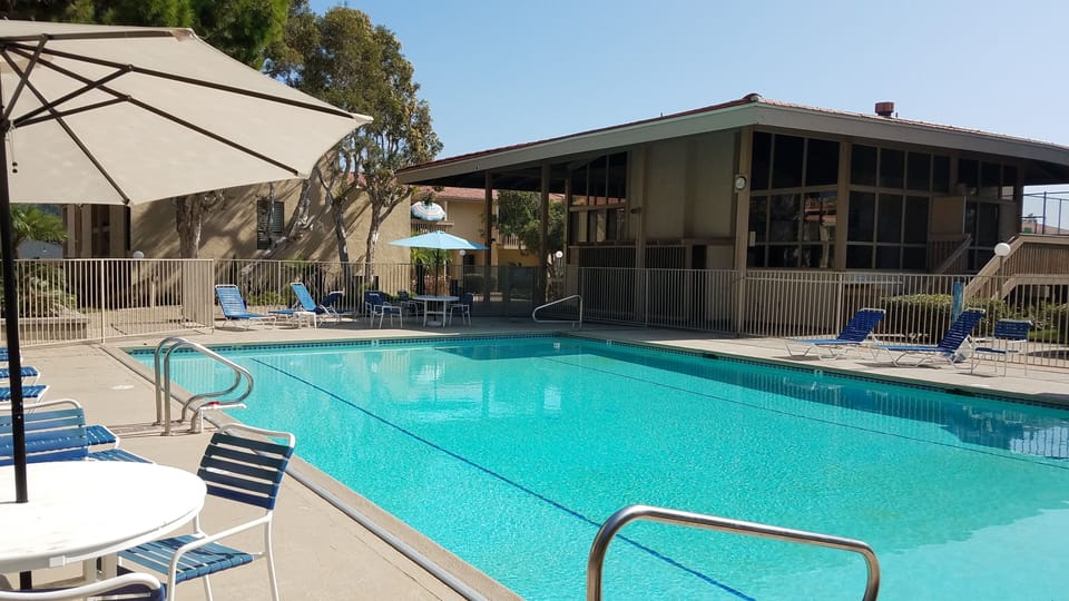 Community year round heated pool, with Jacuzzi. 