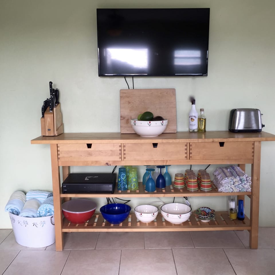 Both levels have full kitchens with all you need to make delicious meals.