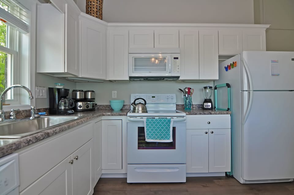 Fully stocked kitchen, we provide most products. Corner store min. away