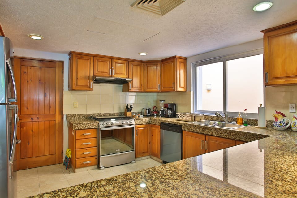 Great, fully equipped kitchen