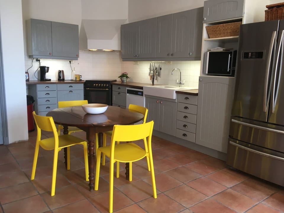 The main kitchen (middle floor)
