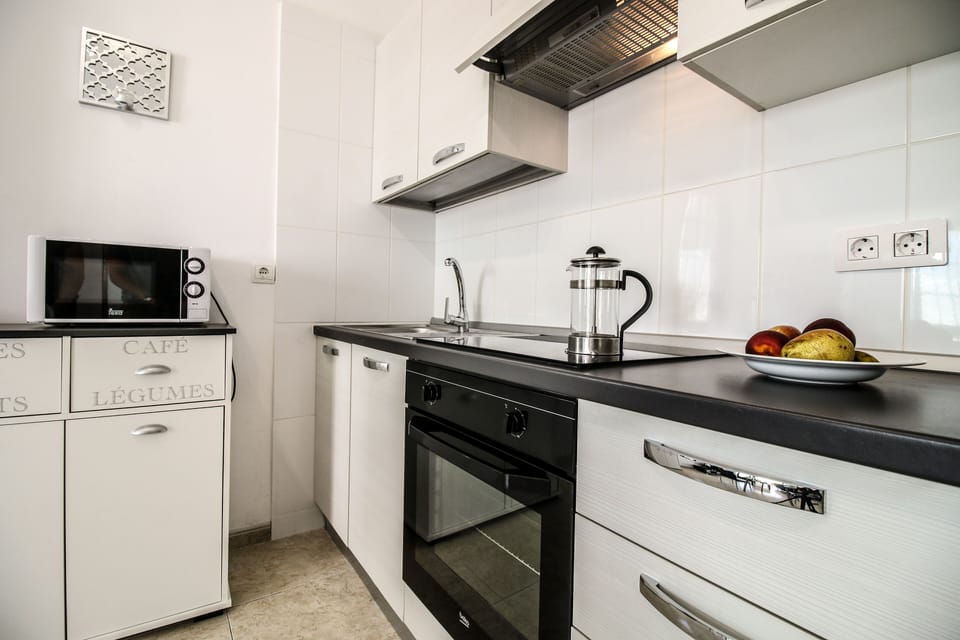 Kitchen fully equipped