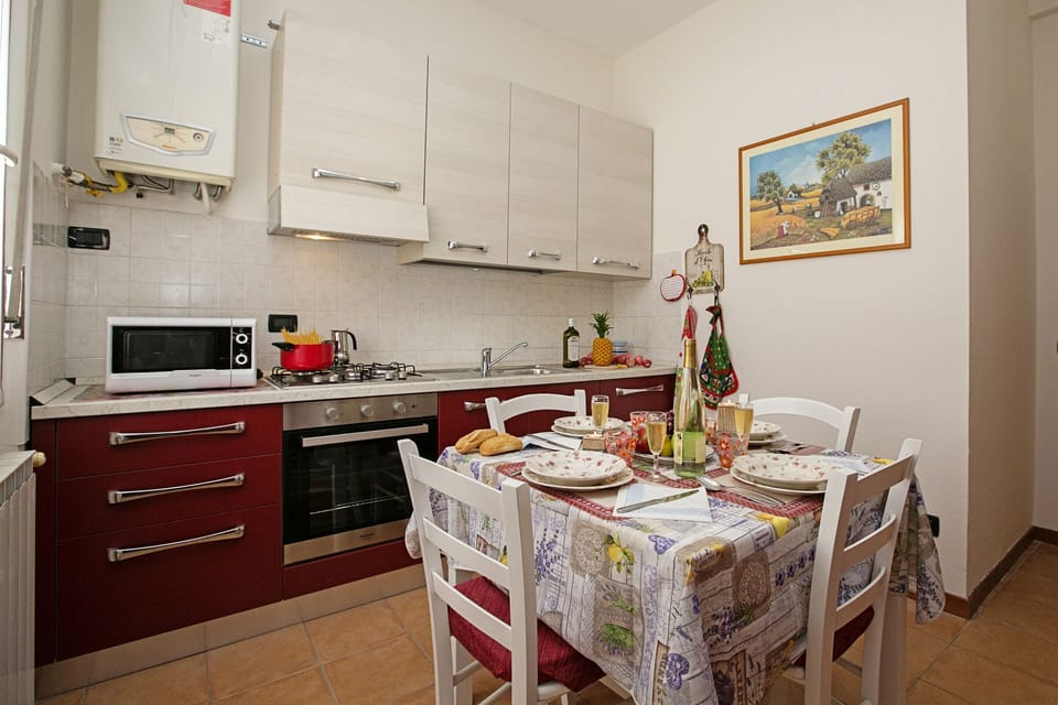 Kitchen-diner with microwave and cooker